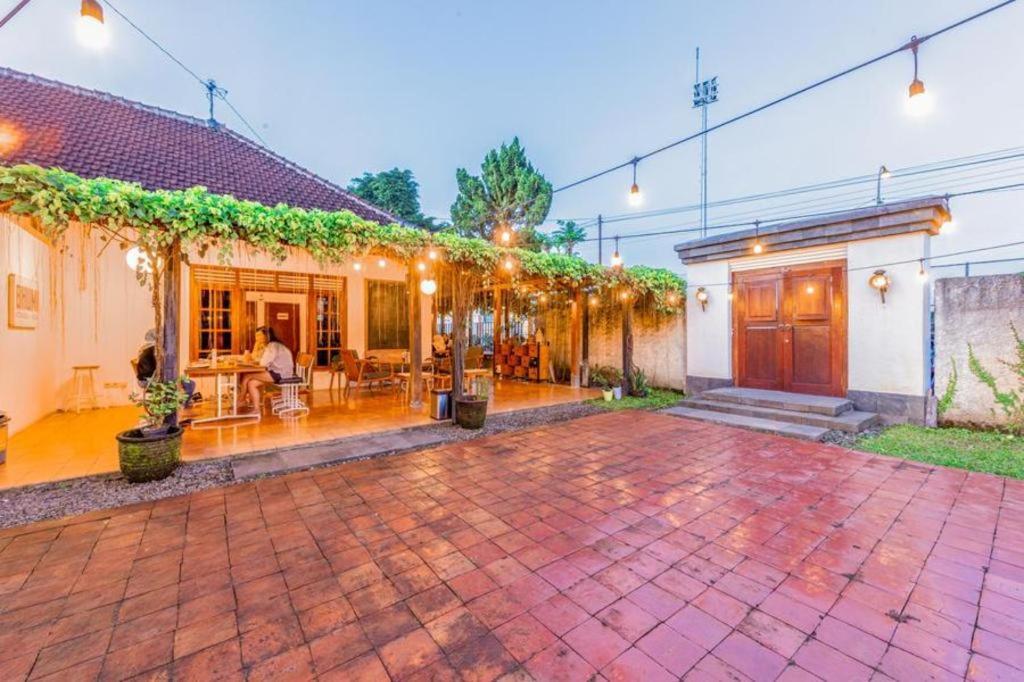 Bhumi Hostel Jogyakarta Zewnętrze zdjęcie